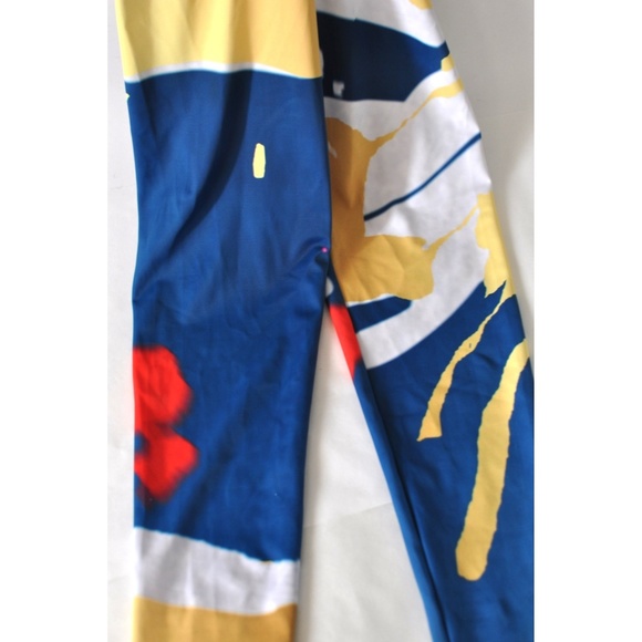 Wild Leggings Abstract Print Yoga Running tights - Picture 4 of 5